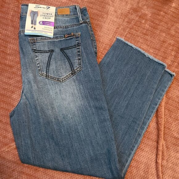 Capris - Picture 2 of 3